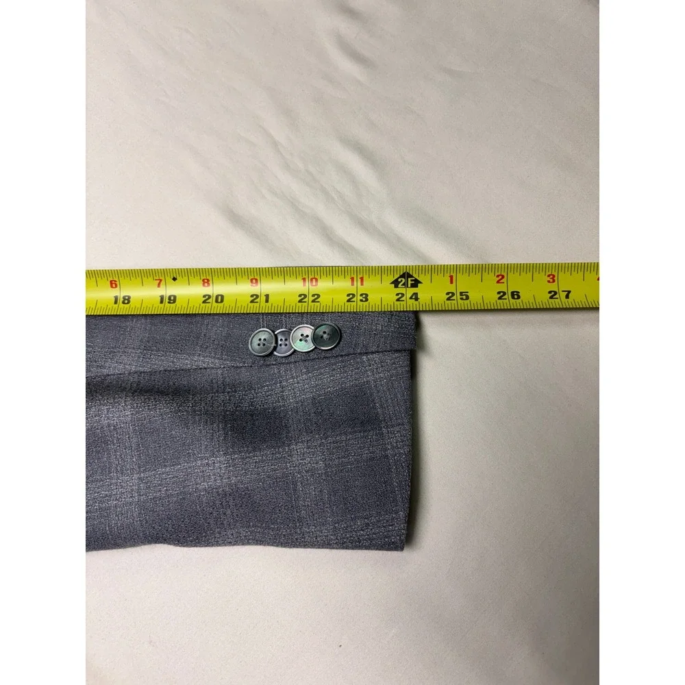 Hugo Boss Hutsons4 Grey Plaid Virgin Wool‎ Blazer Sport Coat Mens 38R Lanificio